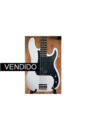 Squier Vintage Modified Precision Bass Squier Vintage Modified Precision Bass